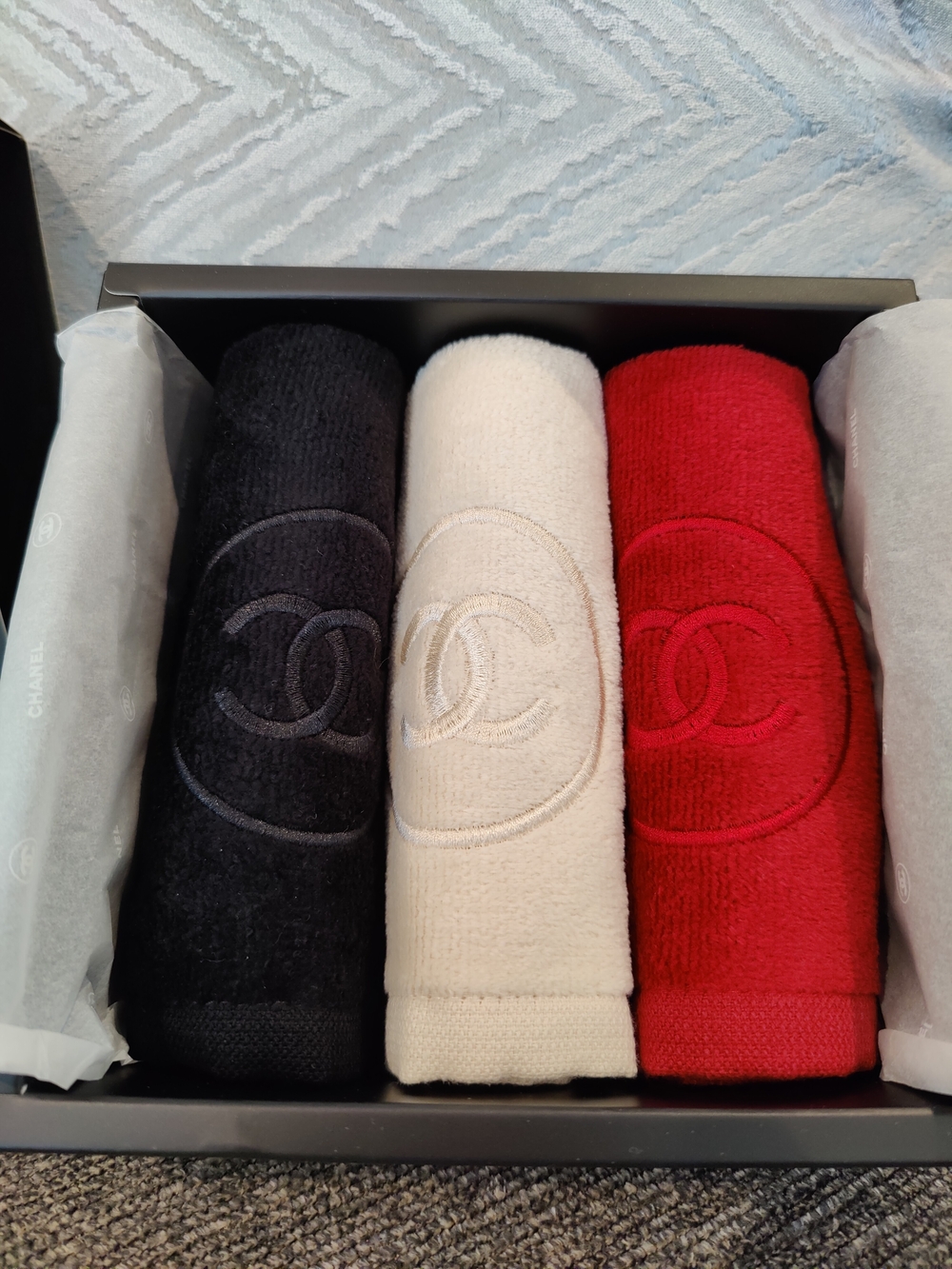 CHANEL Luxury Towel Trio in Black, Cream & Red
